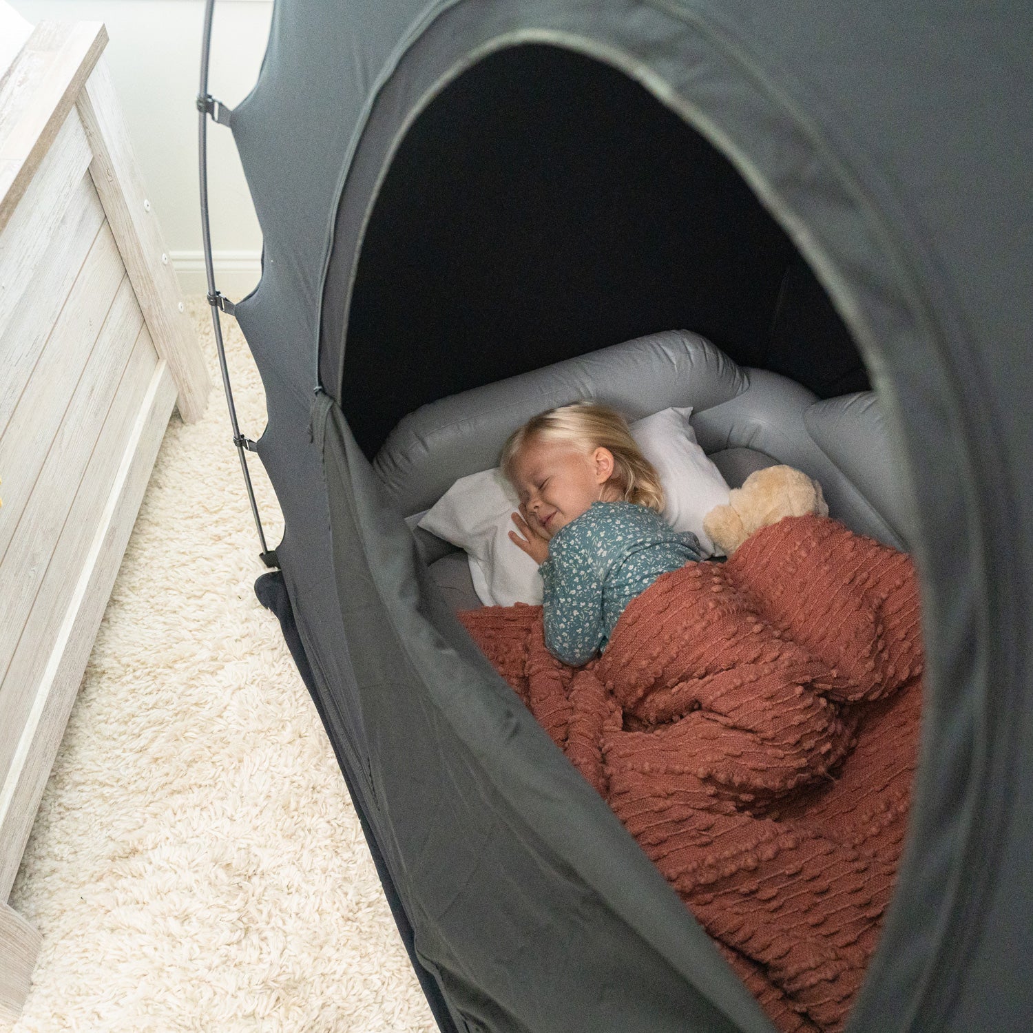 nap pod kaufen 8 Safe and Proven Ways Sleeping Pods for Kids in the US Help Your Fami main image 1